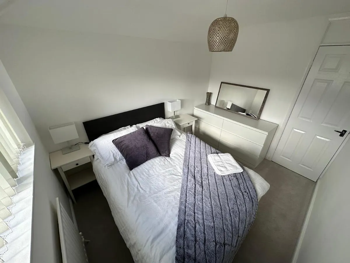 Spacious And Stylish 3-Bed Home Ideal For Families Stockton-on-Tees